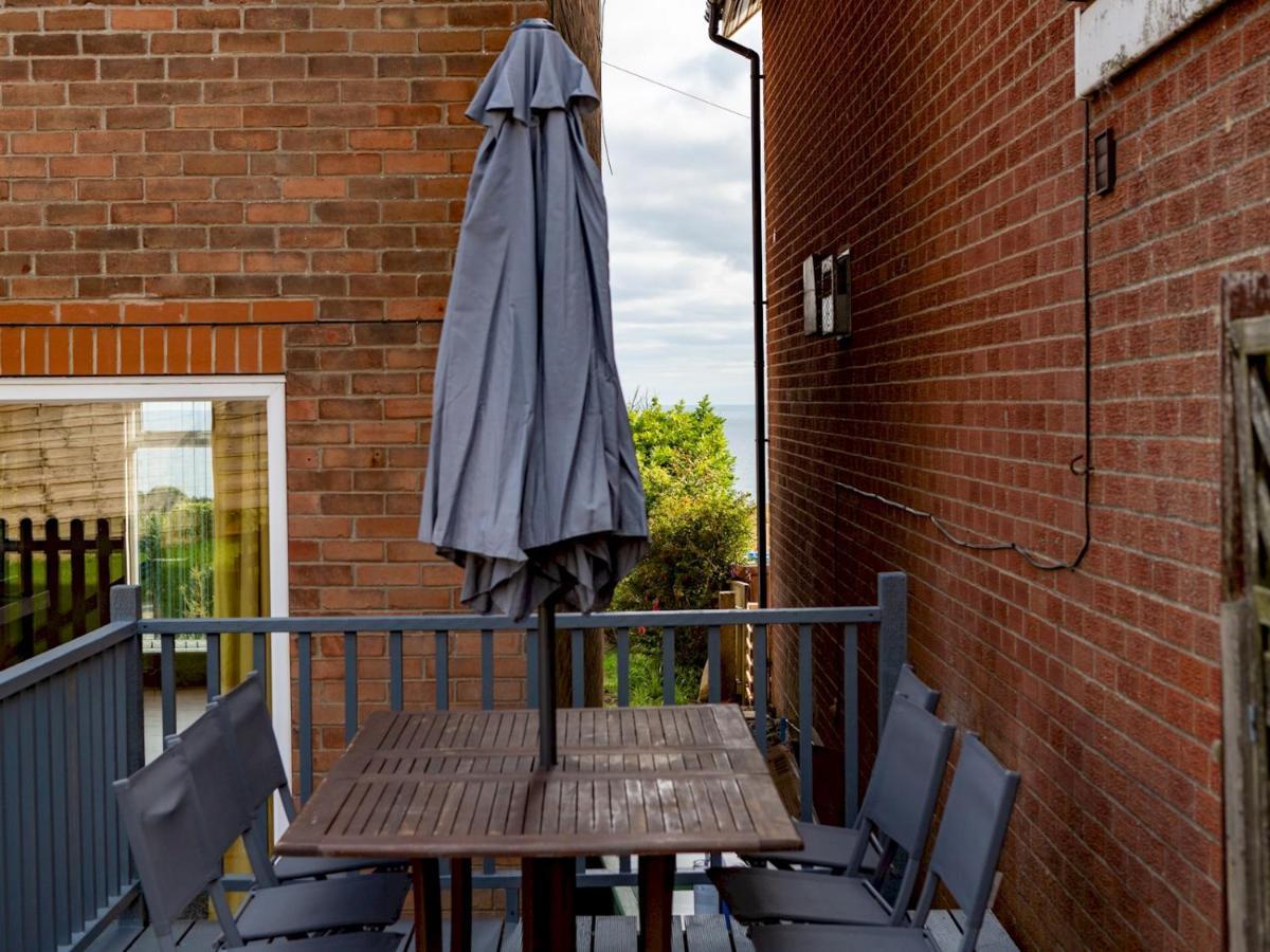 Pass The Keys Amazing 4 Bedroom Property- Hot Tub & Sea Views Scarborough Buitenkant foto