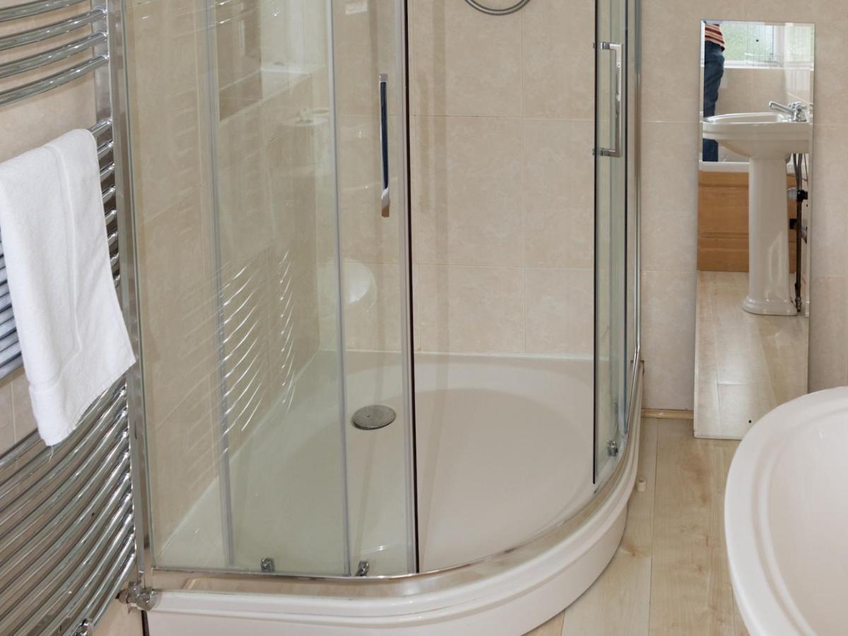 Pass The Keys Amazing 4 Bedroom Property- Hot Tub & Sea Views Scarborough Buitenkant foto