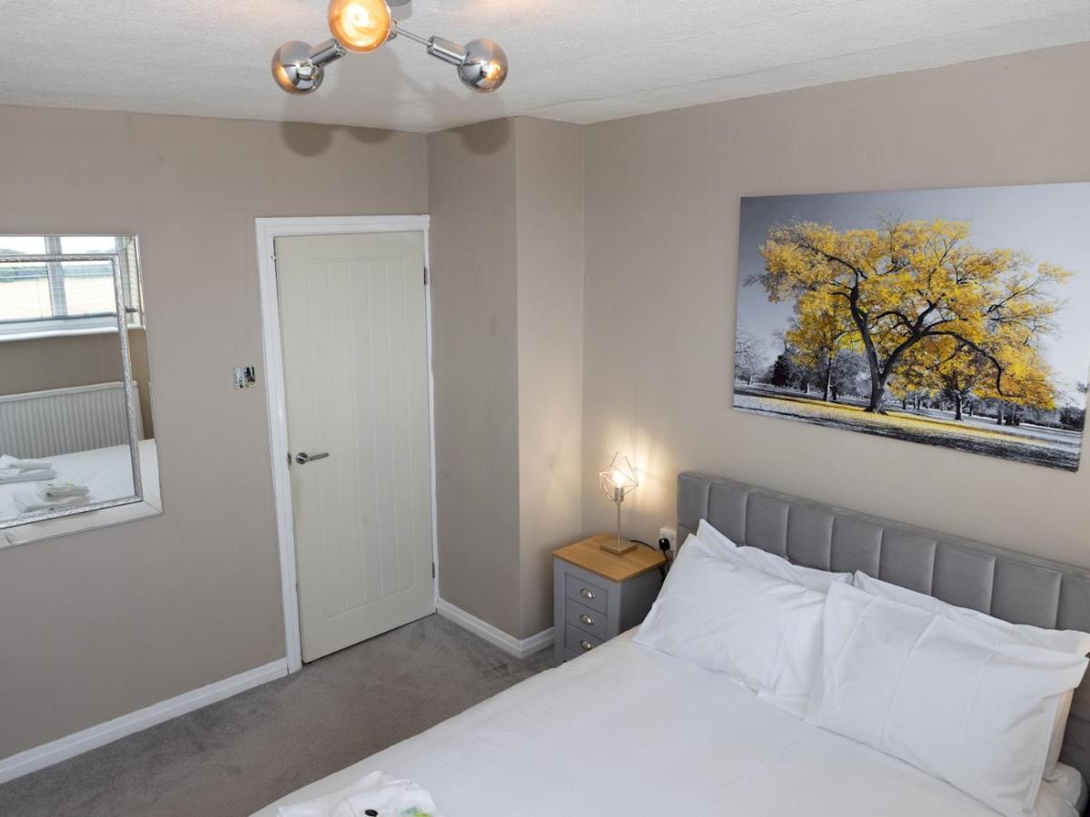 Pass The Keys Amazing 4 Bedroom Property- Hot Tub & Sea Views Scarborough Buitenkant foto